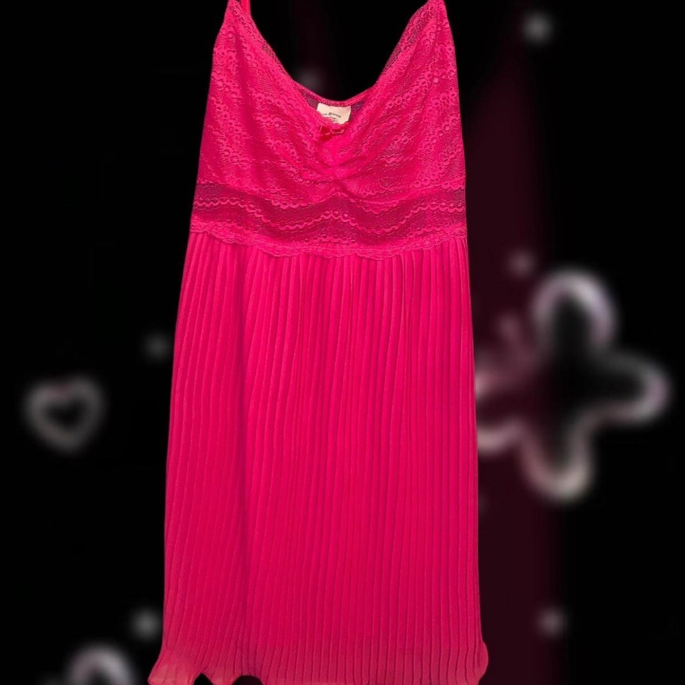 💗 Hot pink lace slip with bow 🎀
